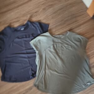 Women's Athletic Tops